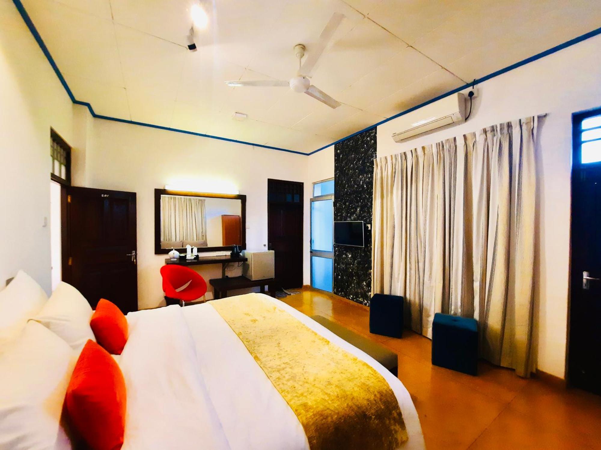 Hotel Dorset Negombo Room photo